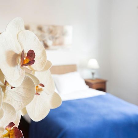 Charming Apartments In Funchal - Sao Goncalo Номер фото