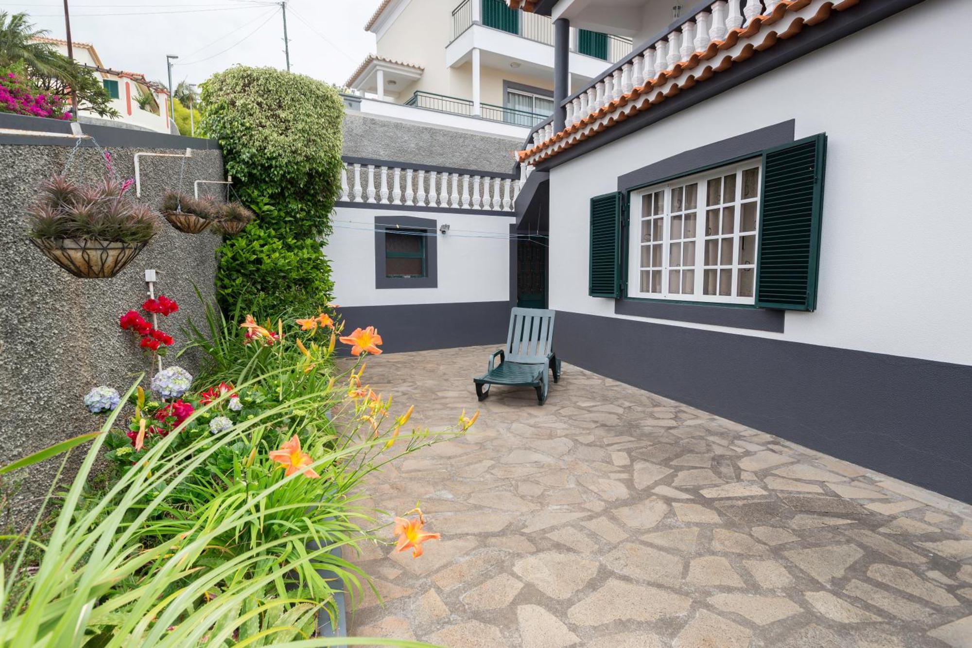 Charming Apartments In Funchal - Sao Goncalo Номер фото
